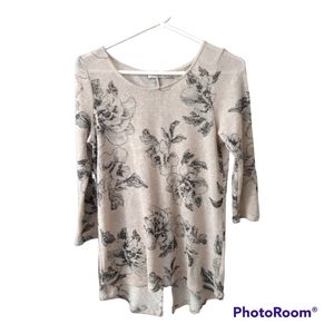 Ricki's Mid-sleeve Top